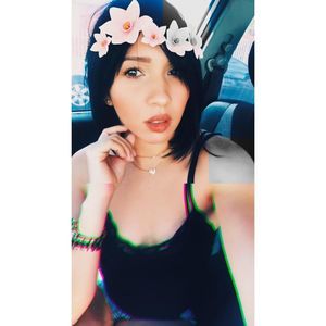 Meet your Posher, Caroline